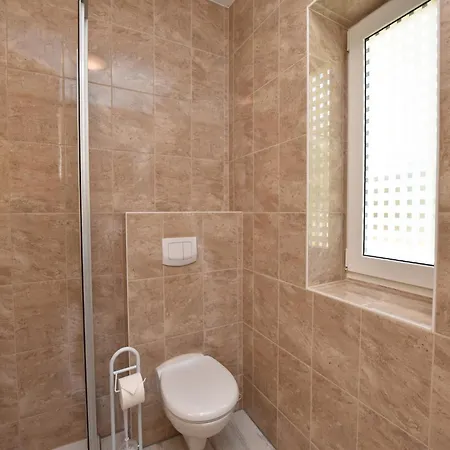 Idyllic In With Terrace Semesterbostad Damshagen