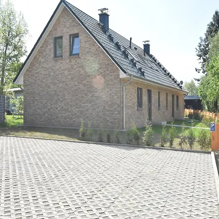 Semesterbostad Idyllic In With Terrace