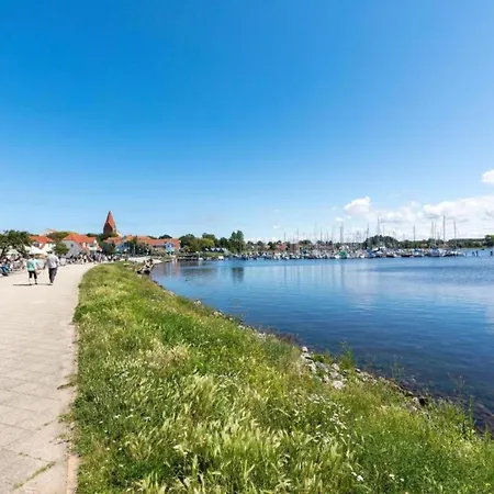 Semesterbostad Idyllic In With Terrace Damshagen