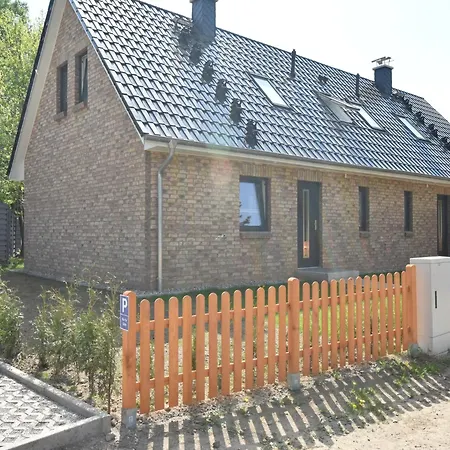 Idyllic In With Terrace Holiday home *