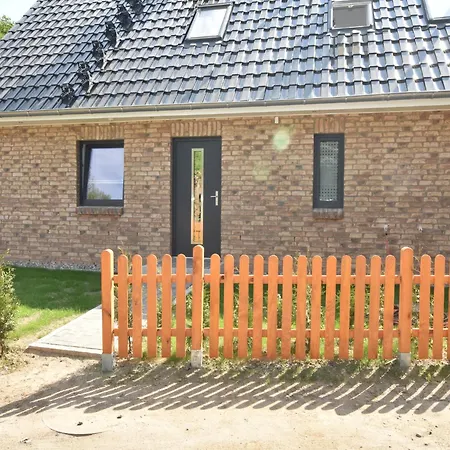 Idyllic In With Terrace Semesterbostad Damshagen